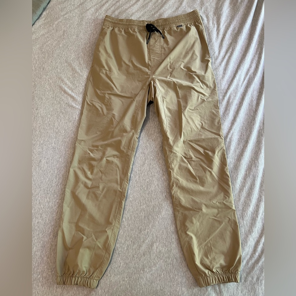 Hurley Joggers - Nike Dri Fit - Men’s Medium